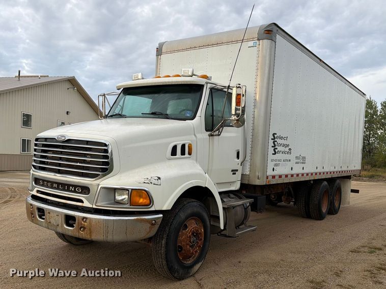 image for item FT8104 2005 Sterling L8500 box truck