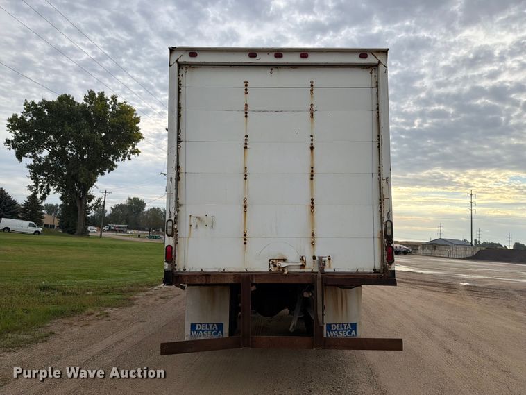 image for item FT8104 2005 Sterling L8500 box truck