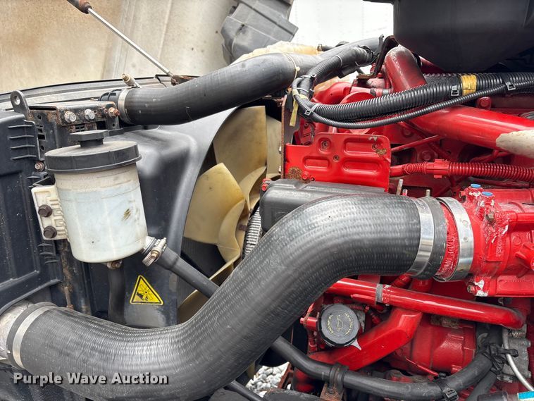 image for item YA1295 2018 International LT625 semi truck