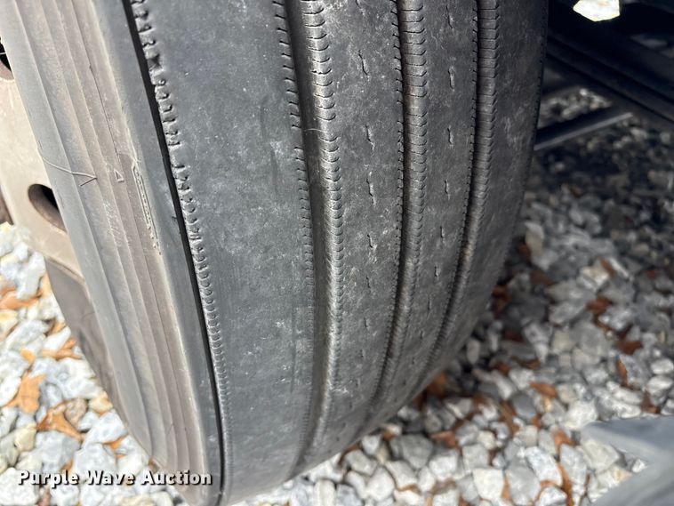image for item YA1295 2018 International LT625 semi truck