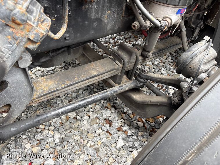 image for item YA1295 2018 International LT625 semi truck