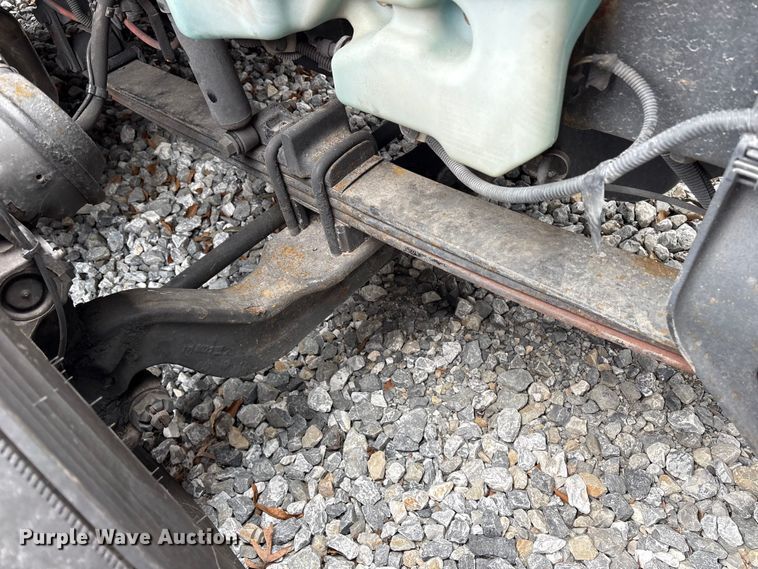 image for item YA1295 2018 International LT625 semi truck