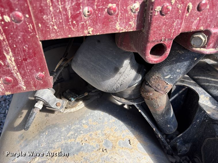 image for item YA2222 2019 Peterbilt 567 semi truck