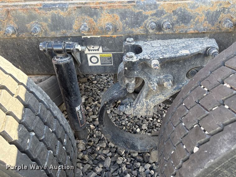 image for item YA2222 2019 Peterbilt 567 semi truck