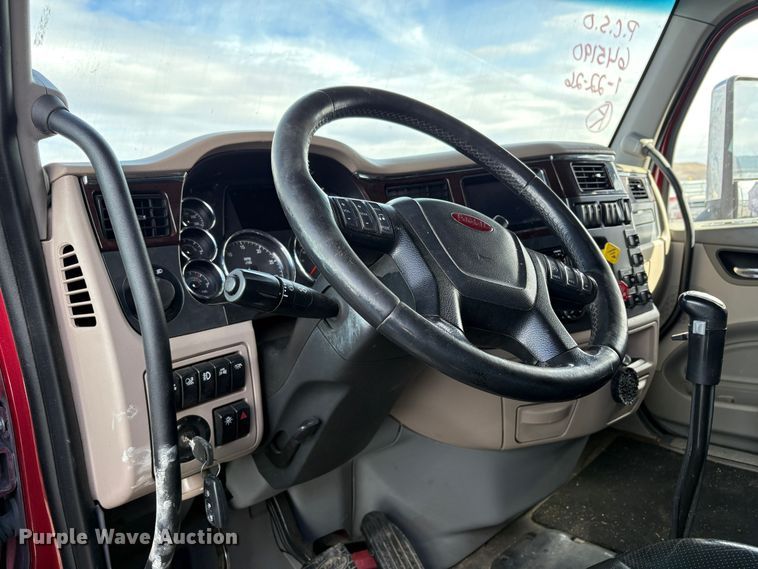 image for item YA2222 2019 Peterbilt 567 semi truck
