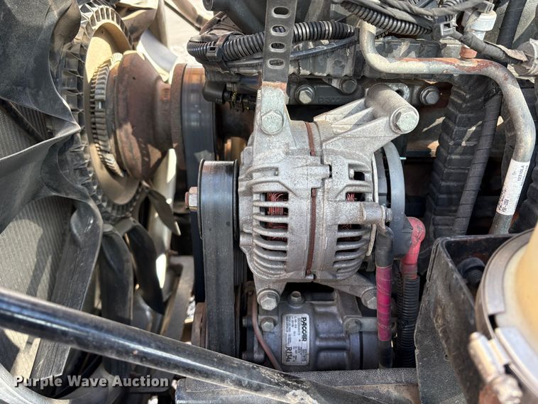image for item YA2222 2019 Peterbilt 567 semi truck