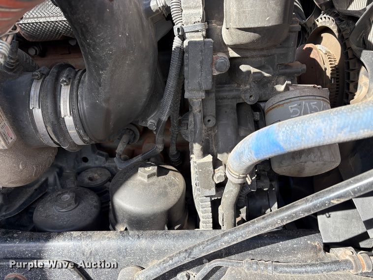 image for item YA2222 2019 Peterbilt 567 semi truck