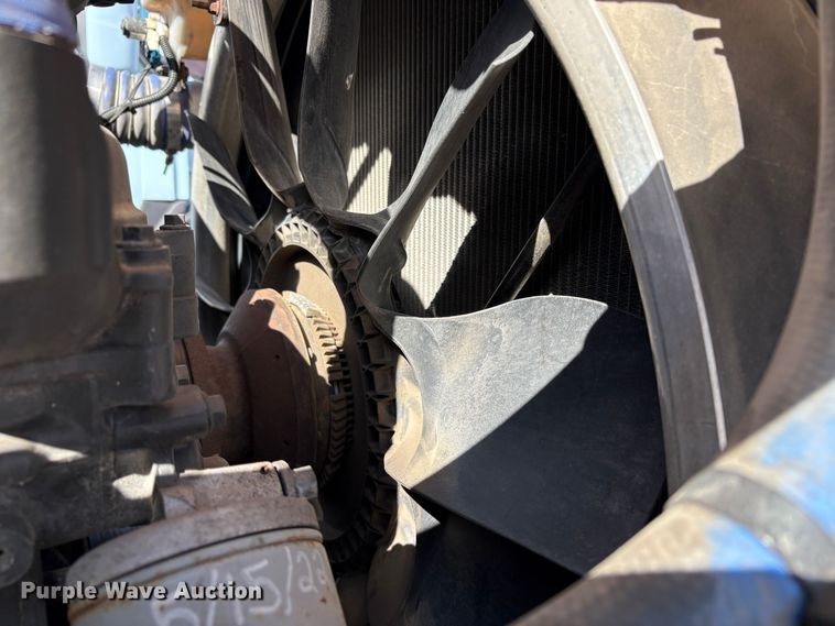image for item YA2222 2019 Peterbilt 567 semi truck