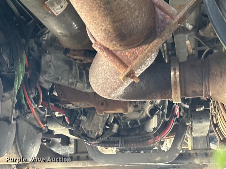 image for item YA2431 2019 International LT625 semi truck