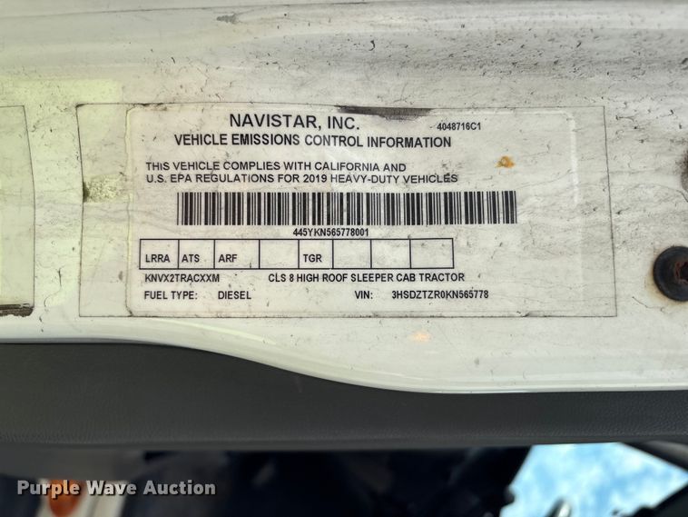 image for item YA2431 2019 International LT625 semi truck