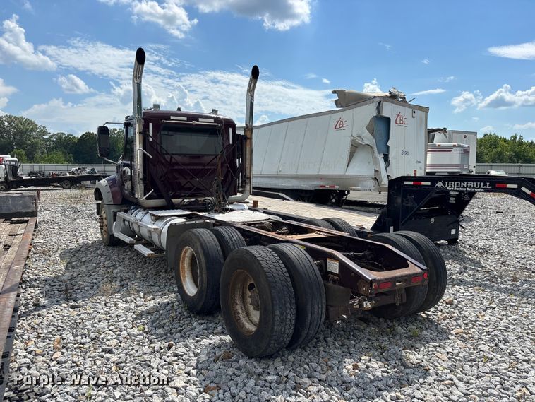 image for item YA2734 2020 Mack Granite truck cab and chassis