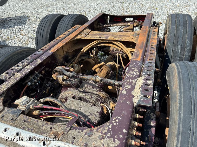 image for item YA2734 2020 Mack Granite truck cab and chassis