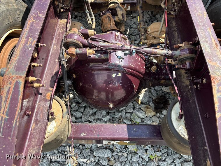 image for item YA2734 2020 Mack Granite truck cab and chassis