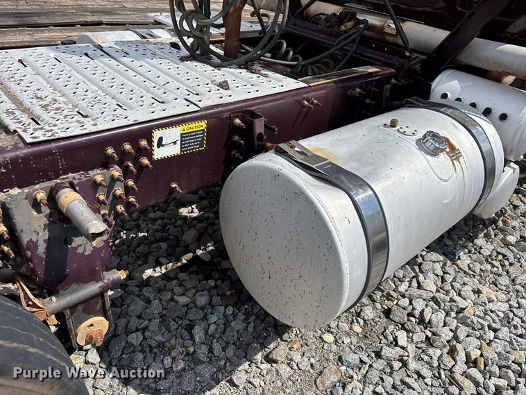 image for item YA2734 2020 Mack Granite truck cab and chassis