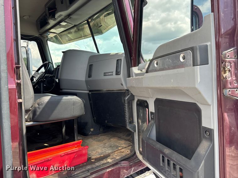 image for item YA2734 2020 Mack Granite truck cab and chassis