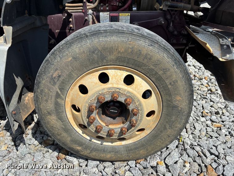 image for item YA2734 2020 Mack Granite truck cab and chassis