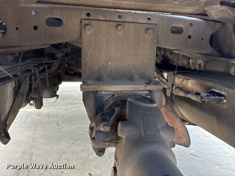 image for item YA2847 2018 Freightliner Cascadia semi truck