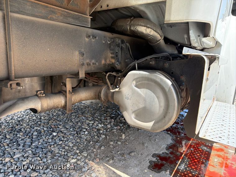 image for item YA3357 2023 Freightliner Business Class M2 box truck