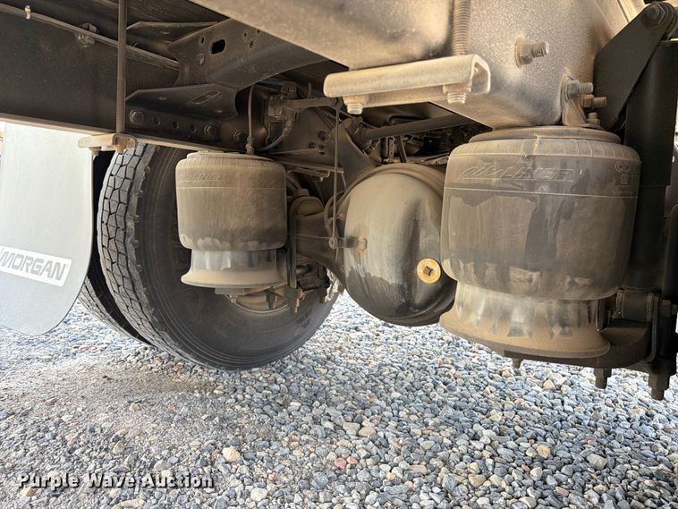 image for item YA3357 2023 Freightliner Business Class M2 box truck