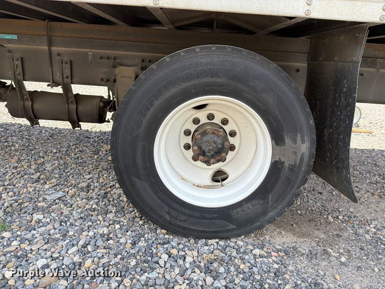 image for item YA3357 2023 Freightliner Business Class M2 box truck