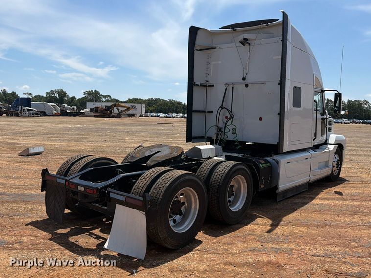 image for item YA3388 2023 Mack Anthem semi truck