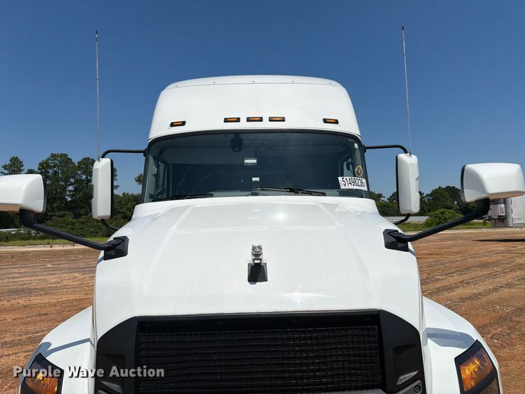 image for item YA3388 2023 Mack Anthem semi truck