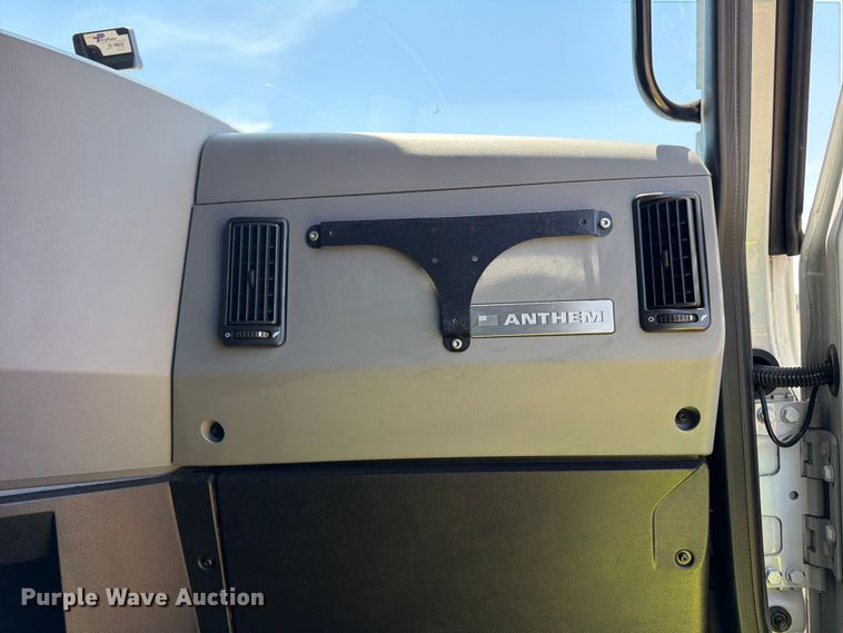 image for item YA3388 2023 Mack Anthem semi truck