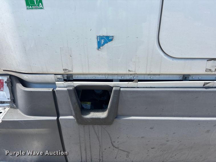 image for item YA3702 2020 Freightliner Cascadia semi truck