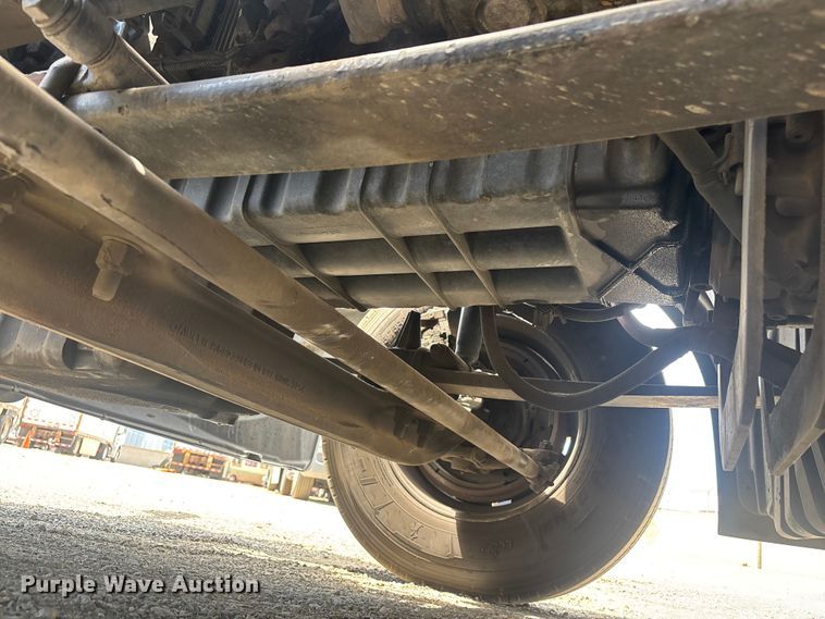 image for item YA3702 2020 Freightliner Cascadia semi truck