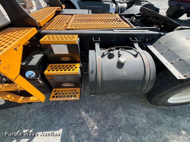 image for item YA3862 2014 Kalmar Ottawa yard truck