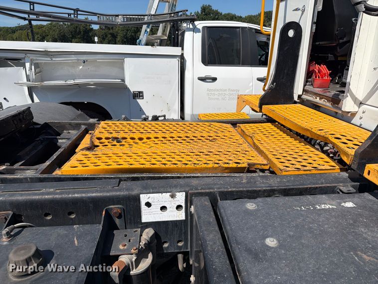 image for item YA3862 2014 Kalmar Ottawa yard truck
