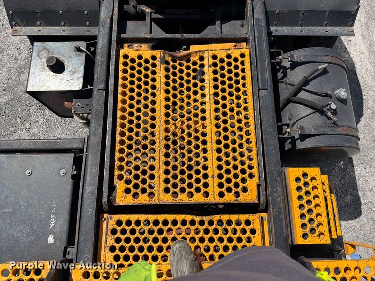 image for item YA3862 2014 Kalmar Ottawa yard truck