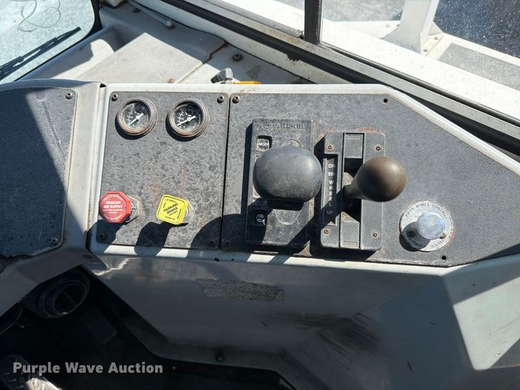 image for item YA3862 2014 Kalmar Ottawa yard truck