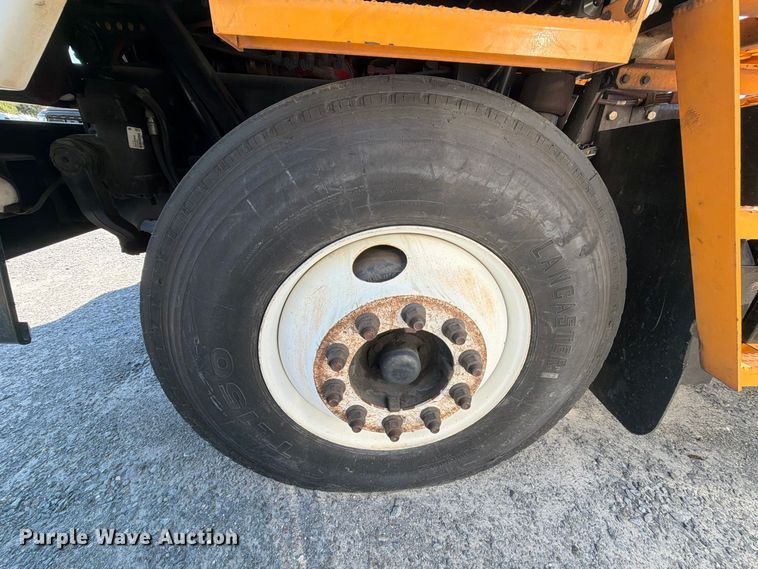 image for item YA3862 2014 Kalmar Ottawa yard truck