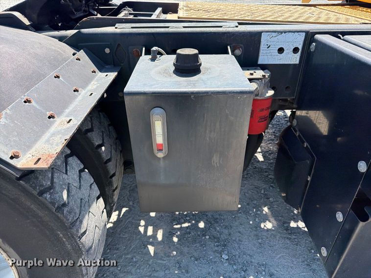 image for item YA3863 2014 Kalmar Ottawa yard truck