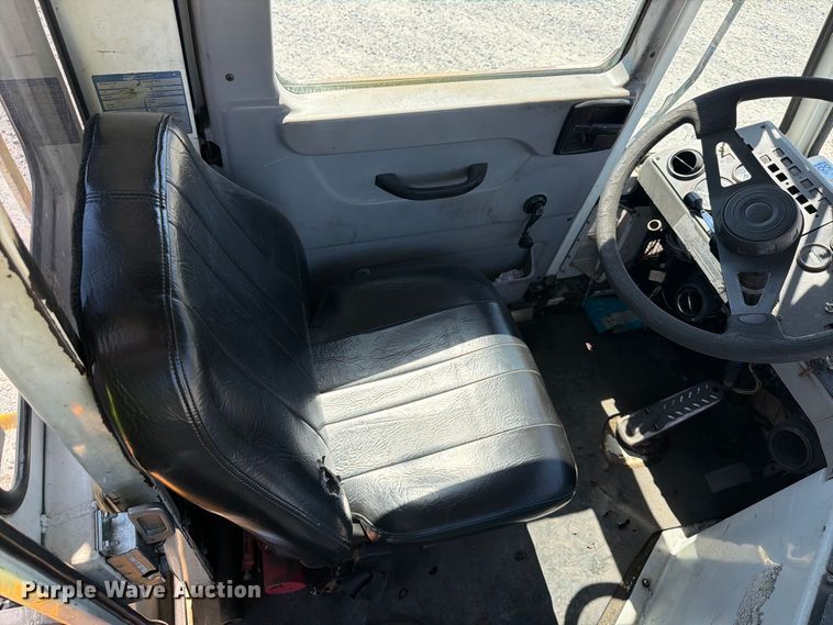 image for item YA3863 2014 Kalmar Ottawa yard truck