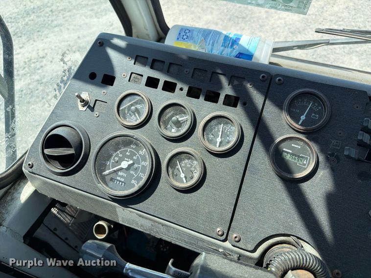 image for item YA3863 2014 Kalmar Ottawa yard truck