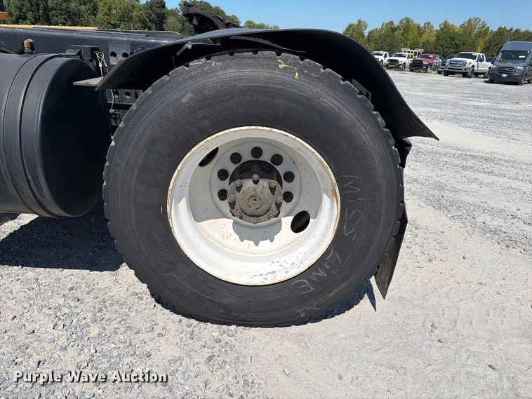 image for item YA3863 2014 Kalmar Ottawa yard truck