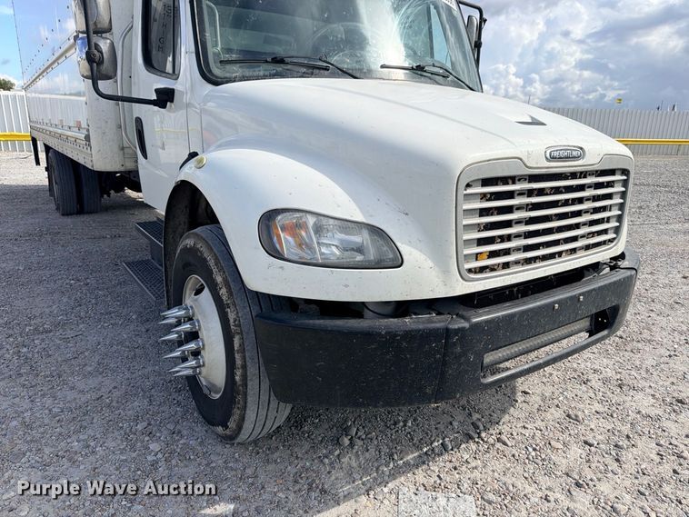 image for item YA3995 2017 Freightliner Business Class M2  box truck