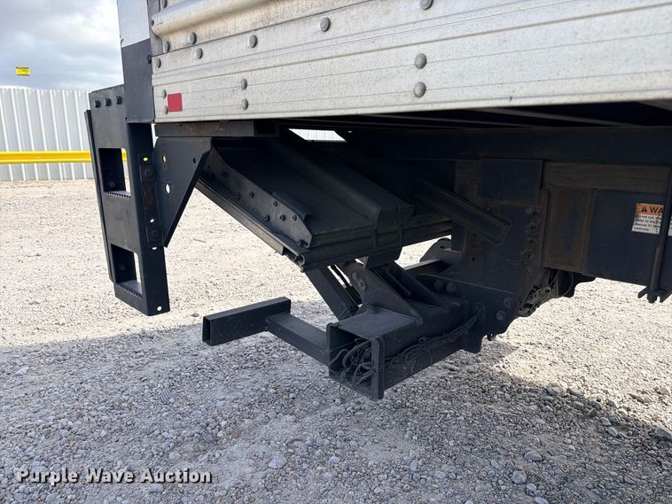 image for item YA3995 2017 Freightliner Business Class M2  box truck
