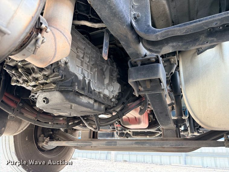 image for item YA3995 2017 Freightliner Business Class M2  box truck