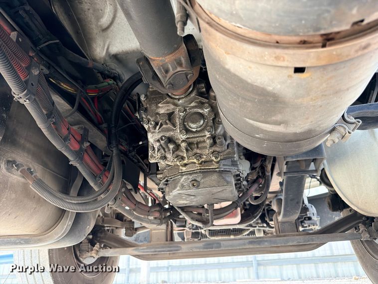 image for item YA3995 2017 Freightliner Business Class M2  box truck