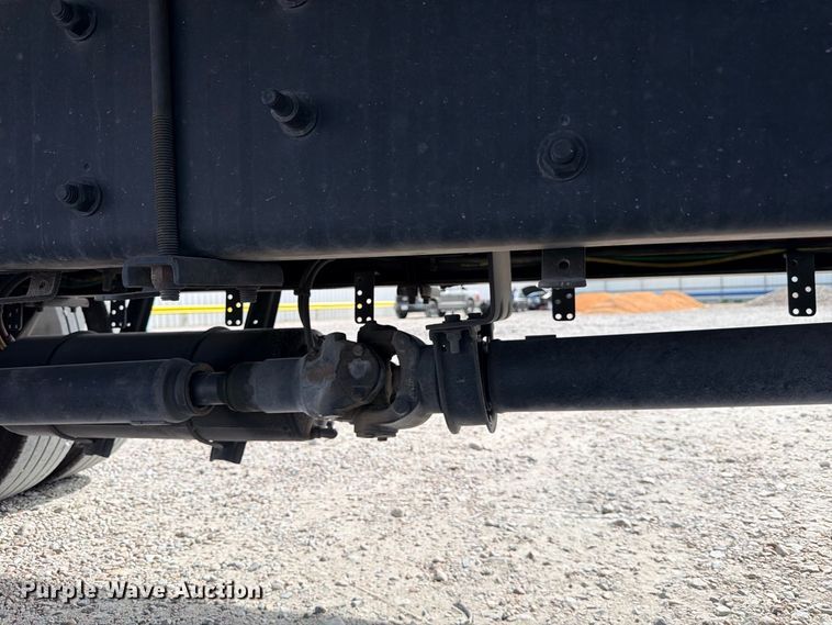 image for item YA3995 2017 Freightliner Business Class M2  box truck