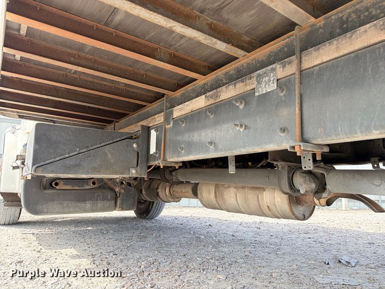image for item YA3995 2017 Freightliner Business Class M2  box truck