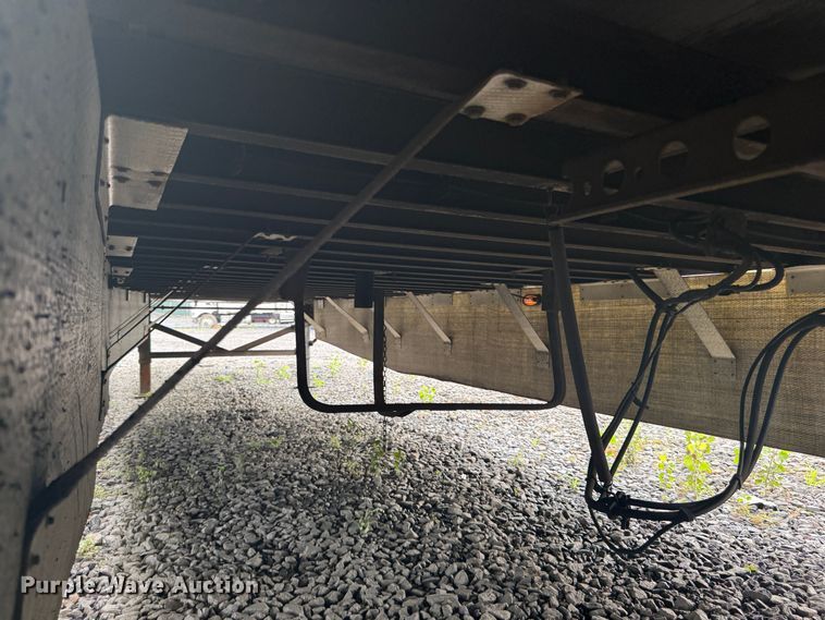 image for item YA4005 2011 Great Dane dry van trailer