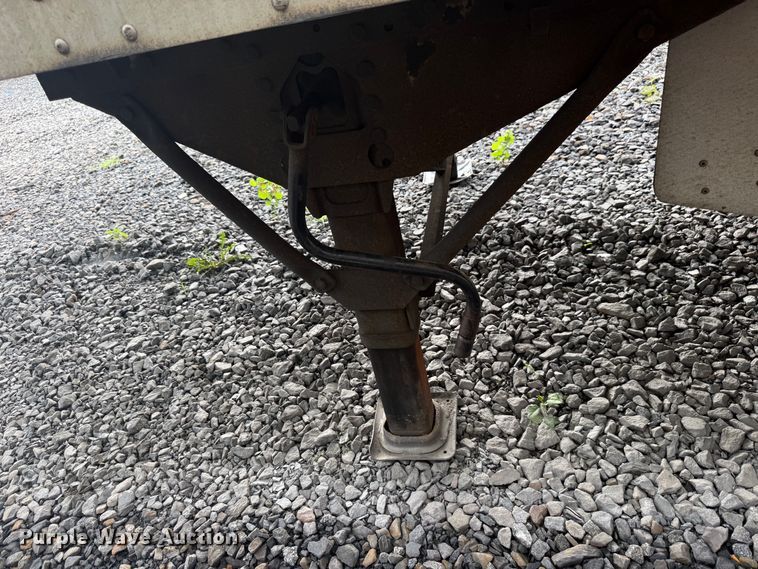 image for item YA4005 2011 Great Dane dry van trailer
