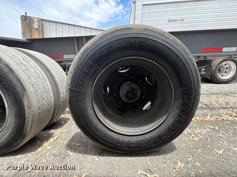 image for item YA4053 2023 Horizon Trailers container trailer