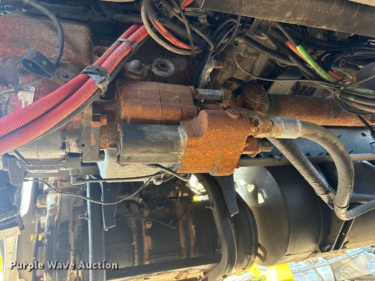 image for item YA4064 2019 Kenworth T880 semi truck