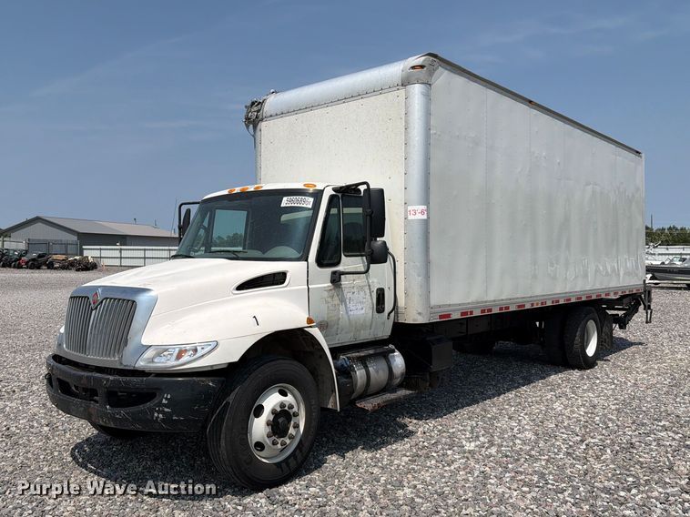 2019 International 4300 box truck