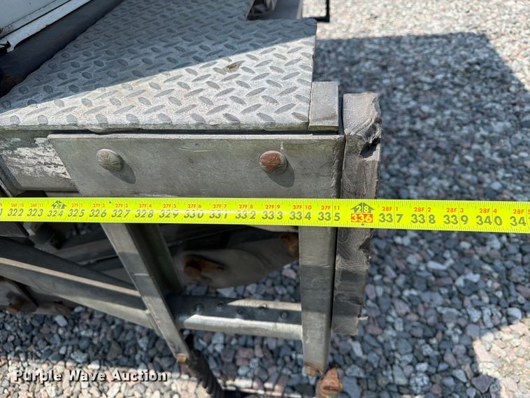 image for item YA4073 2019 International 4300 box truck